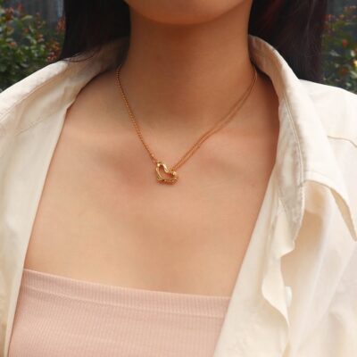 Heart Pendant Necklace Gold