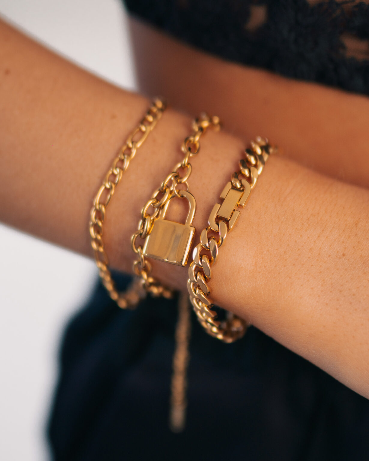 Womens curb bracelet Clearance