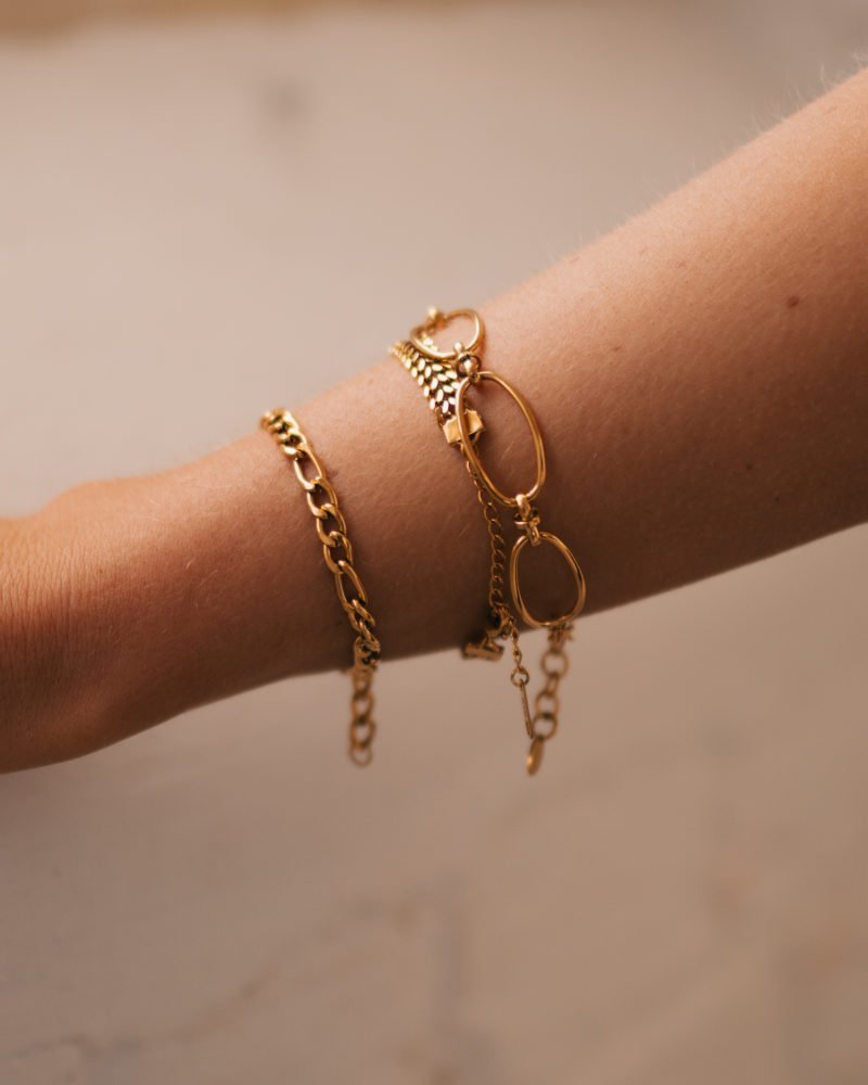 Loop Bracelet Gold